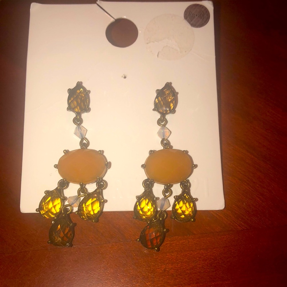 Prwnd dangling fashion earrings  brown and Ámbar.